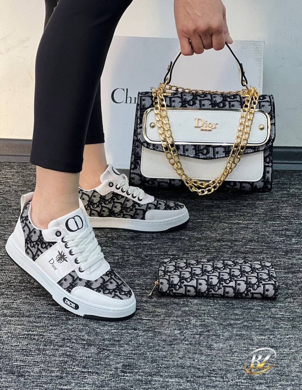 Chaussures - Image 1
